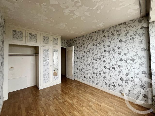 Appartement F5 à vendre - 5 pièces - 102,50 m2 - Puteaux - 92 - ILE-DE-FRANCE