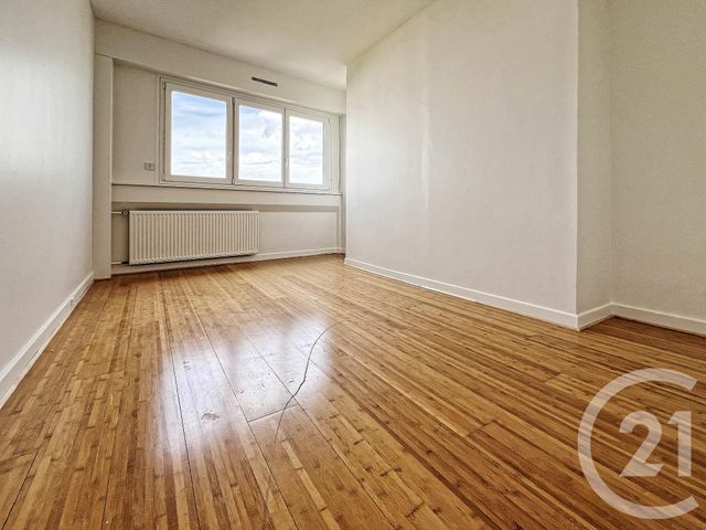 Appartement F4 à louer - 4 pièces - 106,45 m2 - Courbevoie - 92 - ILE-DE-FRANCE