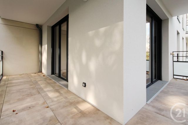 Appartement F3 à louer - 3 pièces - 67,61 m2 - Rueil Malmaison - 92 - ILE-DE-FRANCE