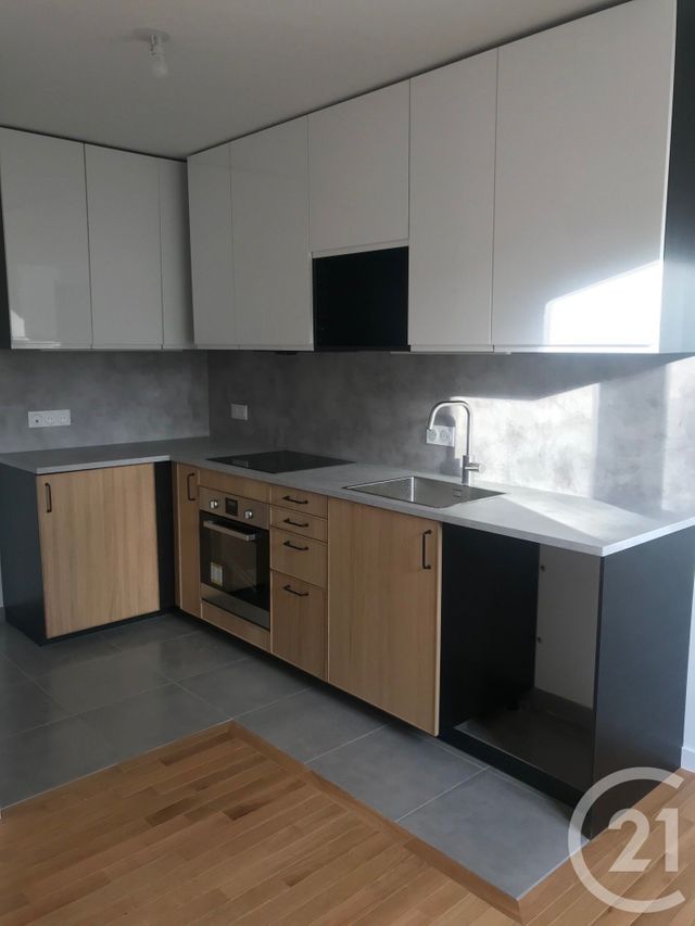Appartement F3 à louer - 3 pièces - 67,61 m2 - Rueil Malmaison - 92 - ILE-DE-FRANCE