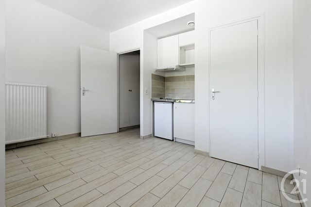 Appartement F1 à louer - 1 pièce - 15,30 m2 - Neuilly Sur Seine - 92 - ILE-DE-FRANCE