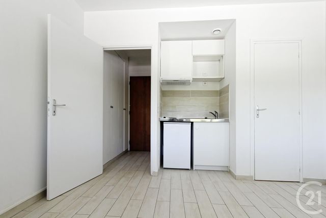 Appartement F1 à louer - 1 pièce - 15,30 m2 - Neuilly Sur Seine - 92 - ILE-DE-FRANCE