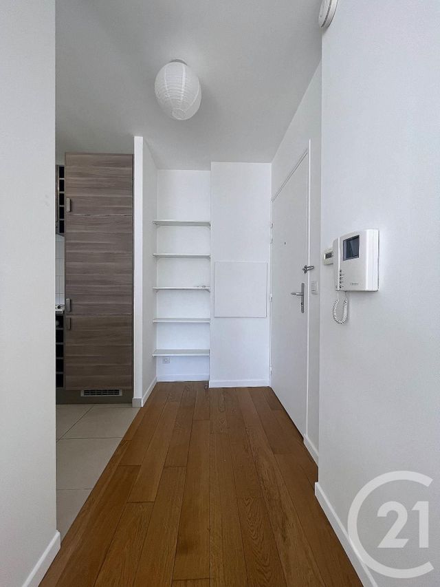 Appartement F2 à louer - 2 pièces - 39,49 m2 - Courbevoie - 92 - ILE-DE-FRANCE