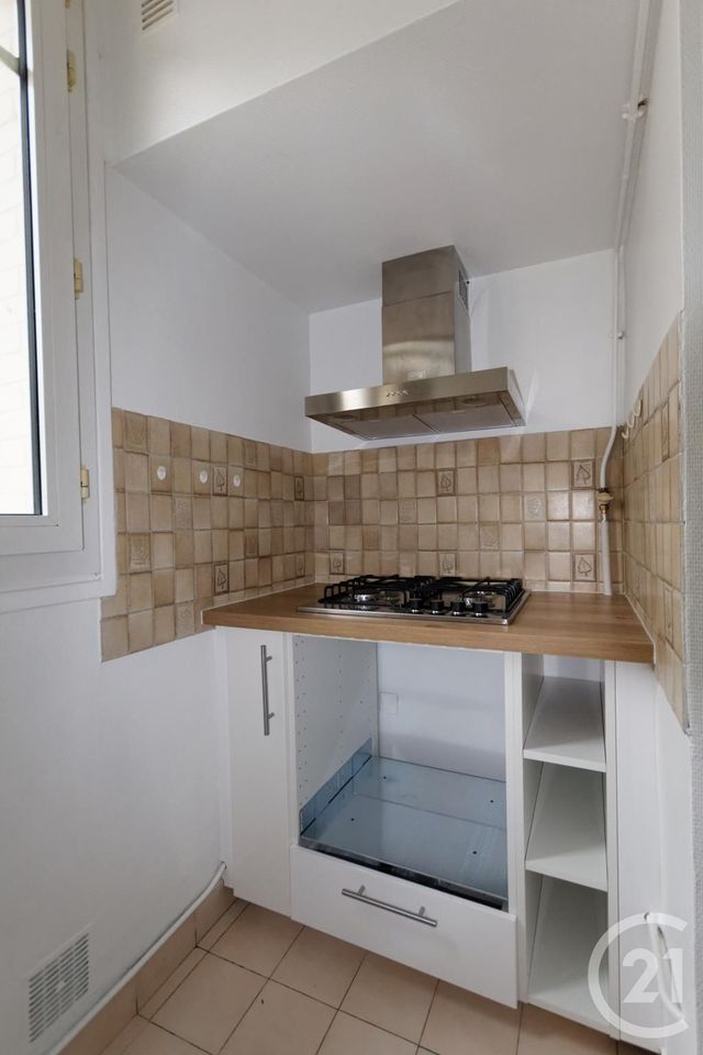 Appartement F3 &agrave; louer - 3 pi&egrave;ces - 55,86 m2 - Courbevoie - 92 - ILE-DE-FRANCE