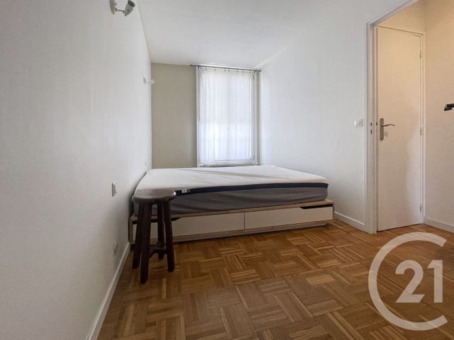 Appartement F2 &agrave; louer - 2 pi&egrave;ces - 45,01 m2 - Courbevoie - 92 - ILE-DE-FRANCE