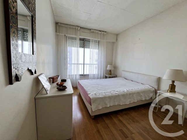 Appartement F3 &agrave; vendre - 3 pi&egrave;ces - 62,83 m2 - Courbevoie - 92 - ILE-DE-FRANCE