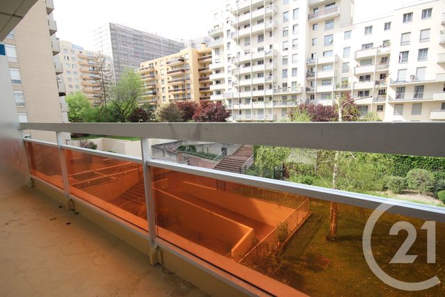 Appartement F1 &agrave; louer - 1 pi&egrave;ce - 27,65 m2 - Courbevoie - 92 - ILE-DE-FRANCE