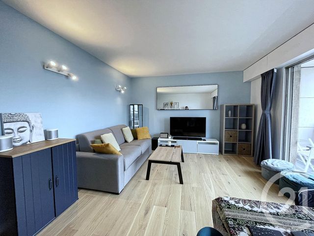 Appartement F2 &agrave; louer - 2 pi&egrave;ces - 47,80 m2 - Courbevoie - 92 - ILE-DE-FRANCE