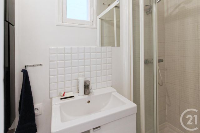Appartement F2 &agrave; louer - 2 pi&egrave;ces - 40,64 m2 - Paris - 75009 - ILE-DE-FRANCE