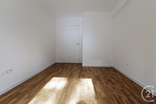 Appartement F3 &agrave; louer - 3 pi&egrave;ces - 67,63 m2 - Rueil Malmaison - 92 - ILE-DE-FRANCE