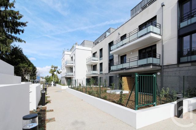 Appartement F3 &agrave; louer - 3 pi&egrave;ces - 67,63 m2 - Rueil Malmaison - 92 - ILE-DE-FRANCE