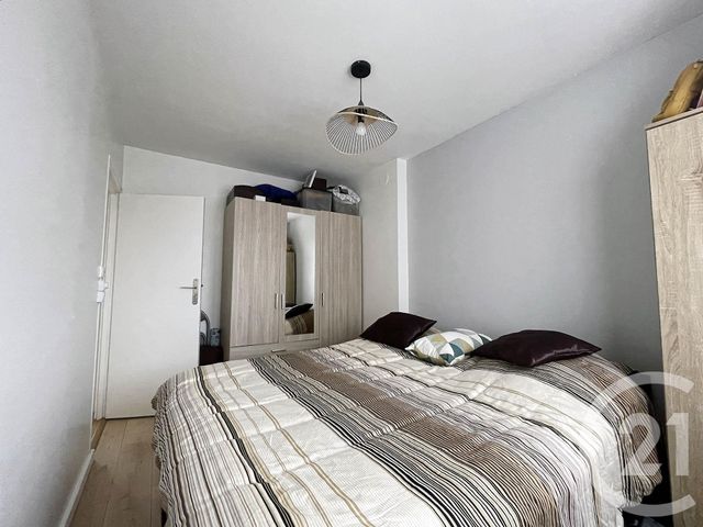 Appartement F4 &agrave; louer - 4 pi&egrave;ces - 65,32 m2 - La Garenne Colombes - 92 - ILE-DE-FRANCE