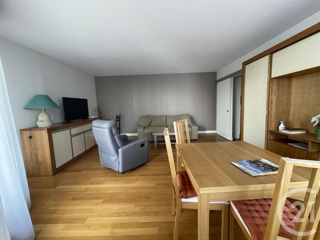 Appartement F2 &agrave; louer - 2 pi&egrave;ces - 60,07 m2 - Courbevoie - 92 - ILE-DE-FRANCE
