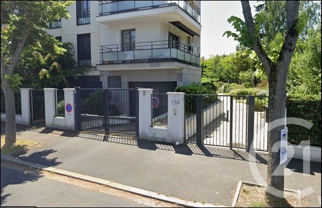 Parking &agrave; louer - 18 m2 - Rueil Malmaison - 92 - ILE-DE-FRANCE