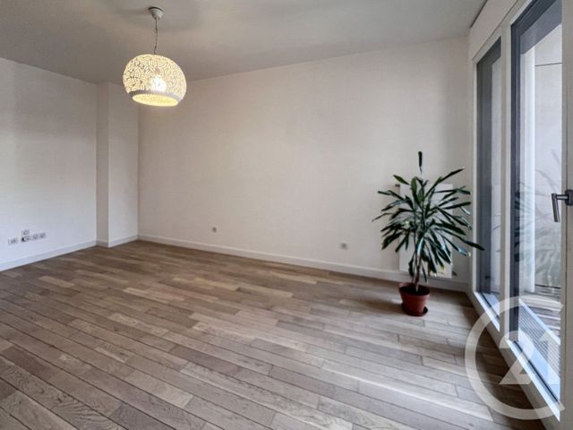 Appartement F2 &agrave; louer - 2 pi&egrave;ces - 41,17 m2 - Courbevoie - 92 - ILE-DE-FRANCE