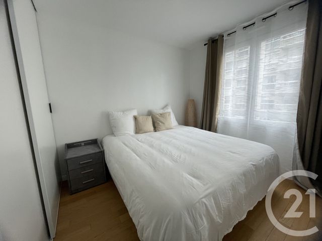 Appartement F4 &agrave; louer - 4 pi&egrave;ces - 90,90 m2 - Courbevoie - 92 - ILE-DE-FRANCE