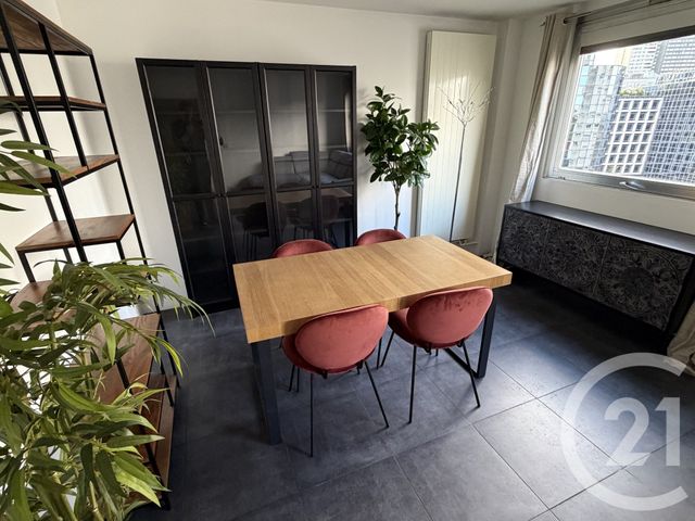 Appartement F2 &agrave; louer - 2 pi&egrave;ces - 57,23 m2 - Courbevoie - 92 - ILE-DE-FRANCE
