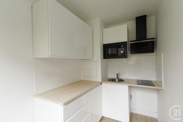 Appartement F1 &agrave; louer - 1 pi&egrave;ce - 31,80 m2 - Courbevoie - 92 - ILE-DE-FRANCE
