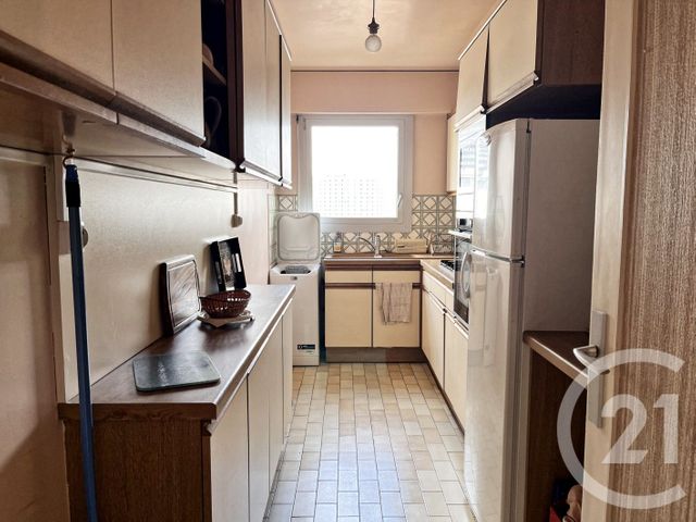 Appartement F3 &agrave; vendre - 3 pi&egrave;ces - 66,41 m2 - Courbevoie - 92 - ILE-DE-FRANCE
