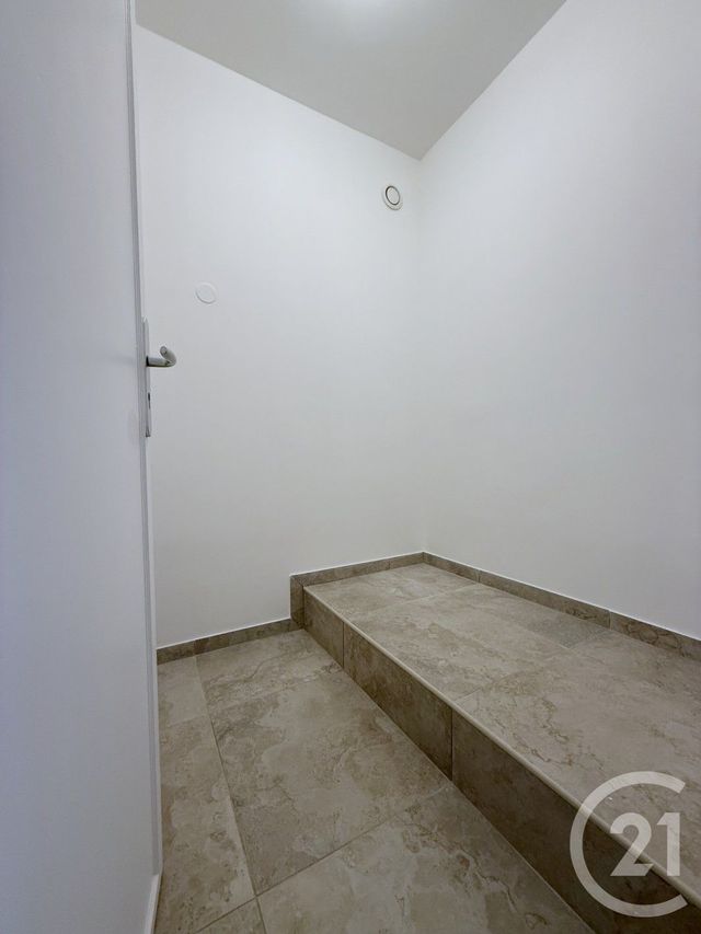 Appartement F5 &agrave; louer - 5 pi&egrave;ces - 132,35 m2 - St Cloud - 92 - ILE-DE-FRANCE