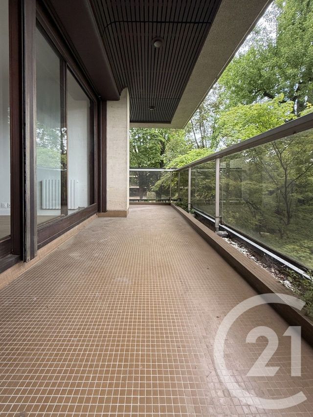 Appartement F5 &agrave; louer - 5 pi&egrave;ces - 132,35 m2 - St Cloud - 92 - ILE-DE-FRANCE
