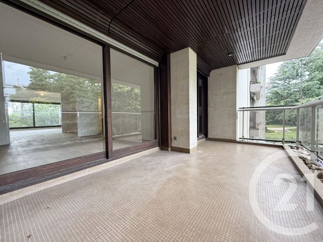Appartement F5 &agrave; louer - 5 pi&egrave;ces - 132,35 m2 - St Cloud - 92 - ILE-DE-FRANCE