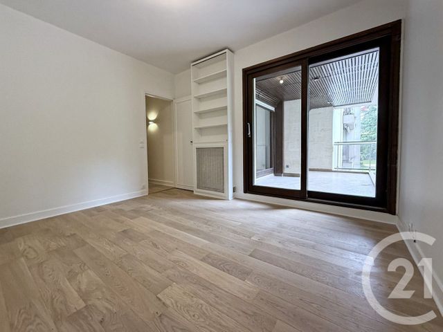 Appartement F5 &agrave; louer - 5 pi&egrave;ces - 132,35 m2 - St Cloud - 92 - ILE-DE-FRANCE