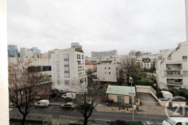 Appartement Studio &agrave; louer - 1 pi&egrave;ce - 20,75 m2 - Courbevoie - 92 - ILE-DE-FRANCE
