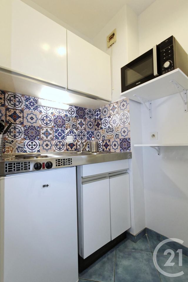 Appartement Studio &agrave; louer - 1 pi&egrave;ce - 20,75 m2 - Courbevoie - 92 - ILE-DE-FRANCE