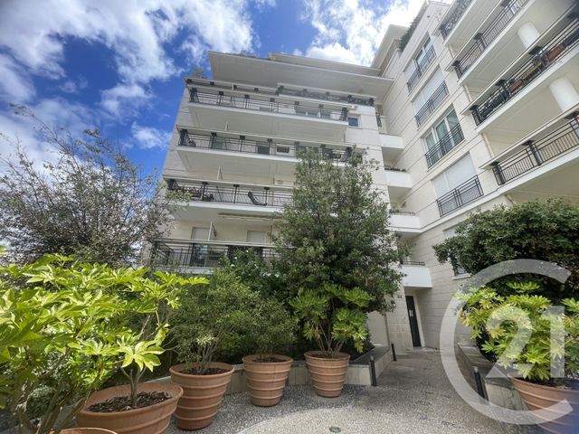 Appartement F2 &agrave; vendre - 2 pi&egrave;ces - 54,57 m2 - Courbevoie - 92 - ILE-DE-FRANCE