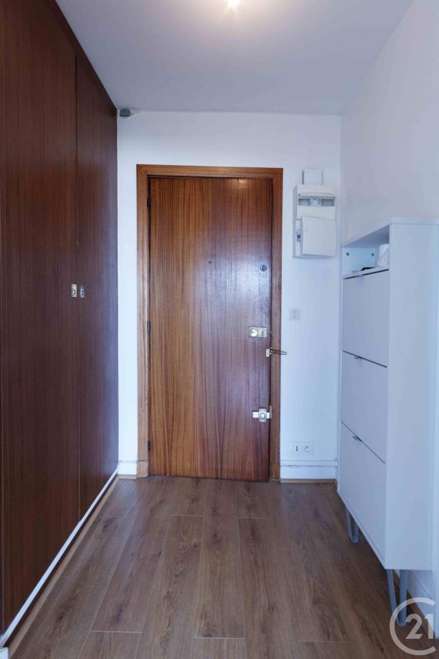 Appartement Studio &agrave; louer - 1 pi&egrave;ce - 23,14 m2 - Courbevoie - 92 - ILE-DE-FRANCE