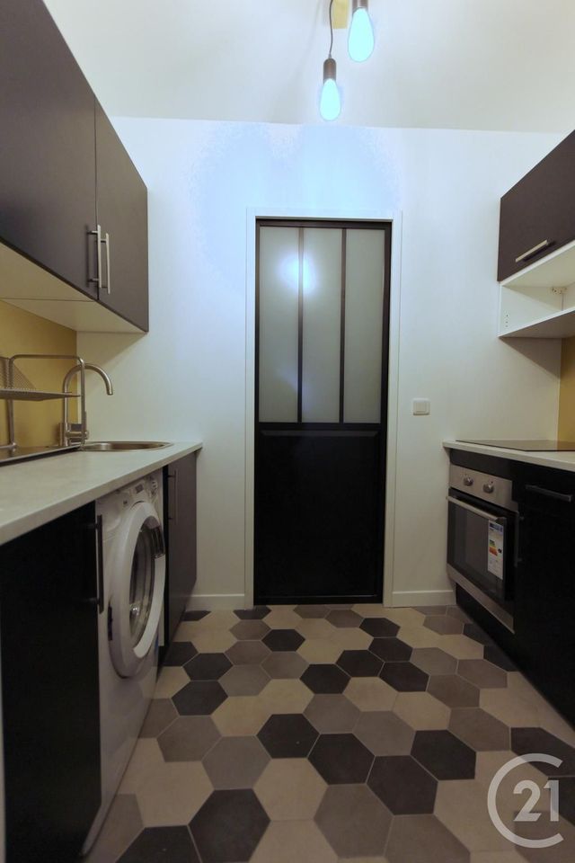 Appartement F2 &agrave; louer - 2 pi&egrave;ces - 34,06 m2 - Courbevoie - 92 - ILE-DE-FRANCE