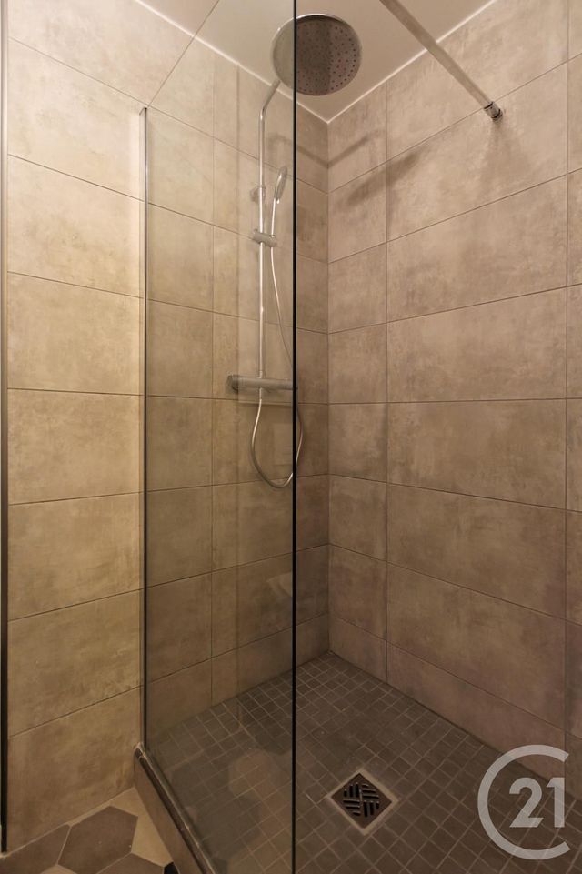 Appartement F2 &agrave; louer - 2 pi&egrave;ces - 34,06 m2 - Courbevoie - 92 - ILE-DE-FRANCE