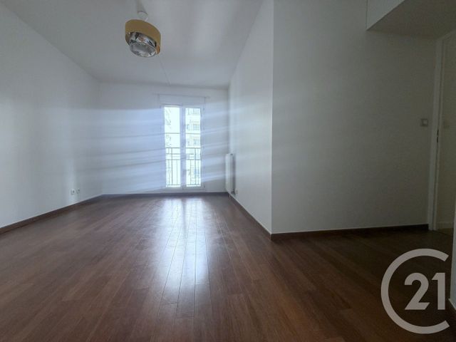 Appartement F5 &agrave; louer - 4 pi&egrave;ces - 102,48 m2 - Courbevoie - 92 - ILE-DE-FRANCE