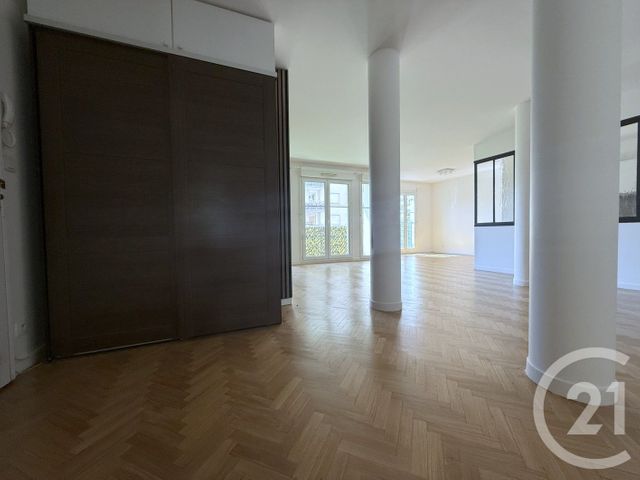 Appartement F5 &agrave; louer - 4 pi&egrave;ces - 102,48 m2 - Courbevoie - 92 - ILE-DE-FRANCE
