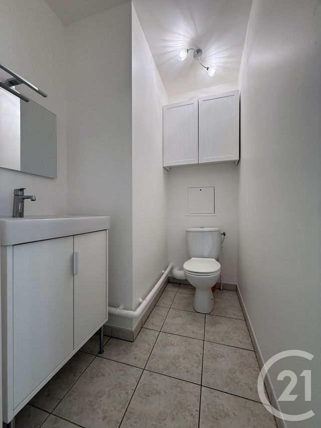 Appartement F5 &agrave; louer - 4 pi&egrave;ces - 102,48 m2 - Courbevoie - 92 - ILE-DE-FRANCE