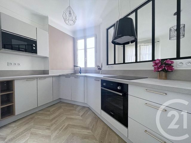 Appartement F2 &agrave; louer - 2 pi&egrave;ces - 39,03 m2 - Suresnes - 92 - ILE-DE-FRANCE