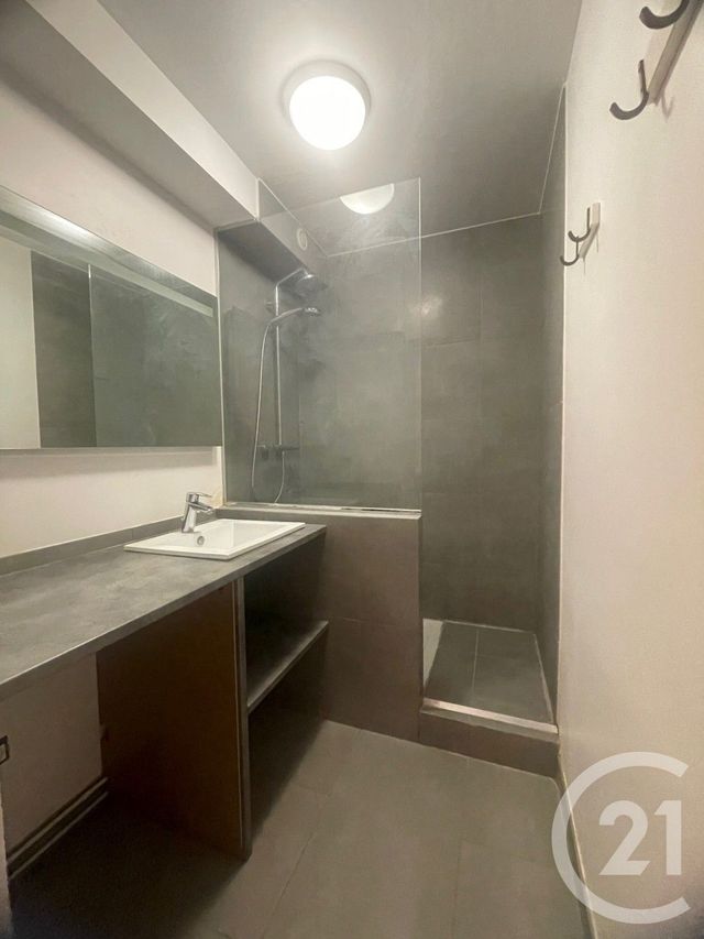 Appartement F2 &agrave; vendre - 2 pi&egrave;ces - 45,20 m2 - Courbevoie - 92 - ILE-DE-FRANCE