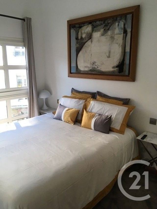 Appartement Atelier d'artiste &agrave; louer - 2 pi&egrave;ces - 58,44 m2 - Paris - 75010 - ILE-DE-FRANCE