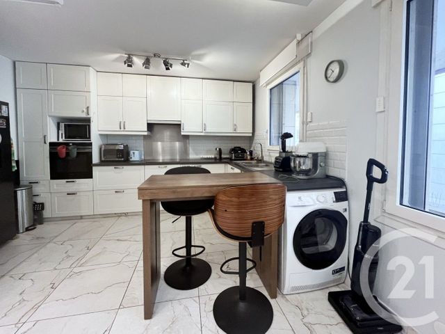 Appartement F5 &agrave; vendre - 5 pi&egrave;ces - 112 m2 - Courbevoie - 92 - ILE-DE-FRANCE