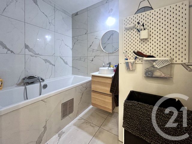 Appartement F5 &agrave; vendre - 5 pi&egrave;ces - 112 m2 - Courbevoie - 92 - ILE-DE-FRANCE