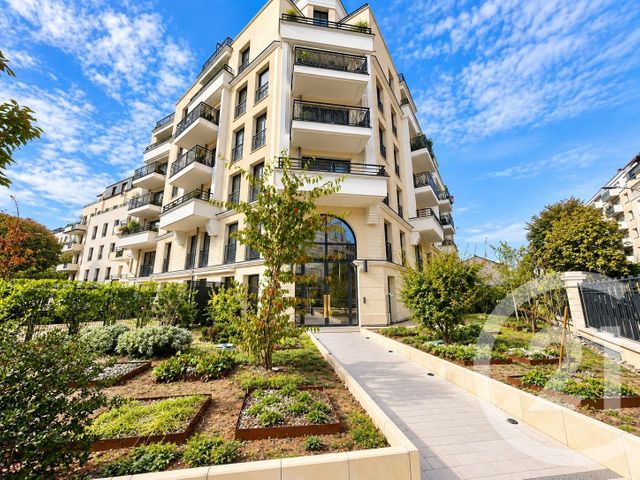 Appartement F3 &agrave; louer - 3 pi&egrave;ces - 70 m2 - Courbevoie - 92 - ILE-DE-FRANCE