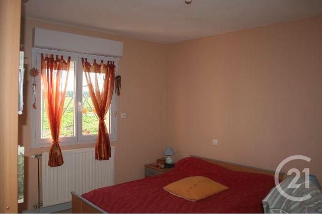 Maison &agrave; louer - 4 pi&egrave;ces - 108,60 m2 - Biozat - 03 - AUVERGNE