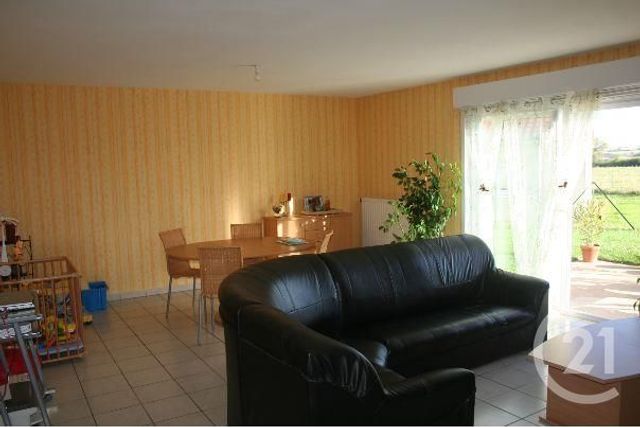 Maison &agrave; louer - 4 pi&egrave;ces - 108,60 m2 - Biozat - 03 - AUVERGNE