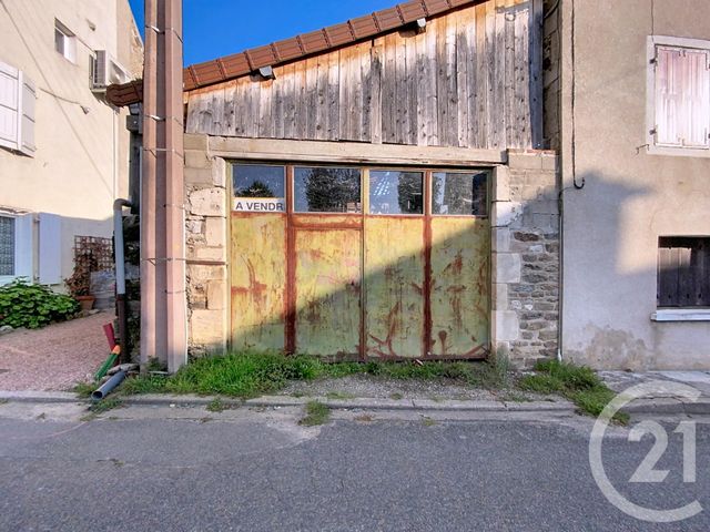 parking - BELLENAVES - 03