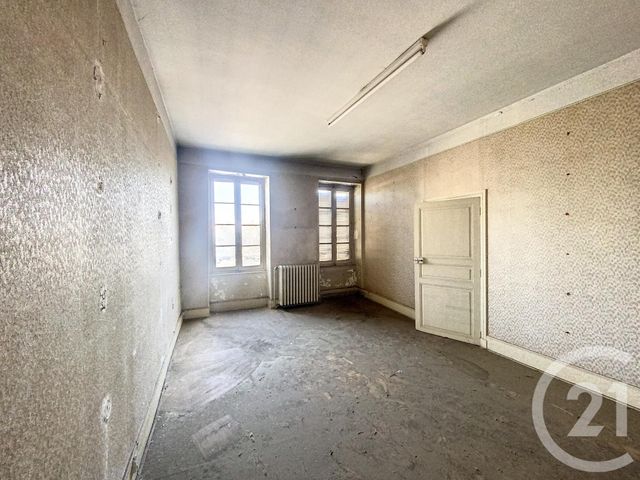 Maison à vendre - 6 pièces - 132,30 m2 - Gannat - 03 - AUVERGNE