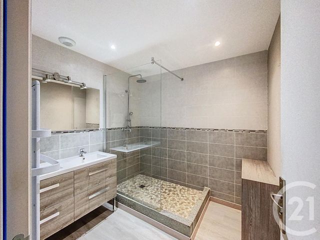 Maison à vendre - 4 pièces - 121 m2 - St Bonnet De Rochefort - 03 - AUVERGNE