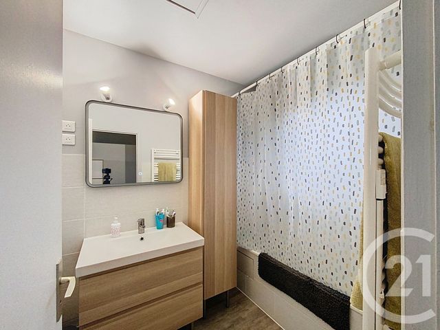 Maison à vendre - 3 pièces - 70,56 m2 - Effiat - 63 - AUVERGNE