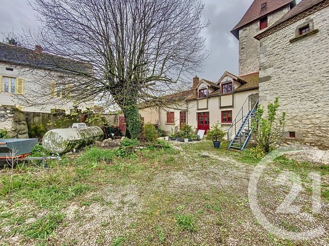 Maison &agrave; vendre - 1 pi&egrave;ce - 190 m2 - Charroux - 03 - AUVERGNE