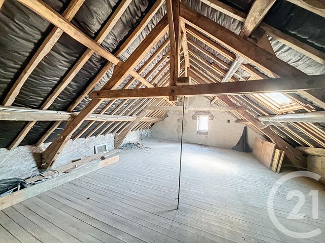 Maison à vendre - 7 pièces - 144 m2 - Ebreuil - 03 - AUVERGNE